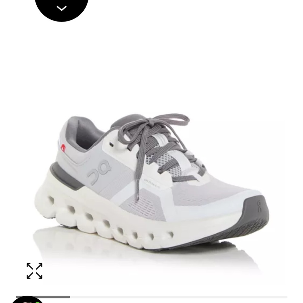On cloud cloud runner shoe 7.5